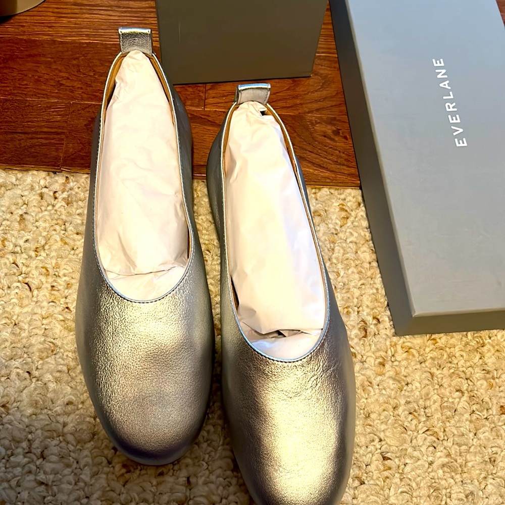 New Italian leather the day glove by Everlane
